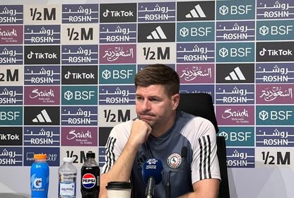 ستيفن جيرارد مدرب نادي الاتفاق في المؤتمر الصحافي بعد مباراة الهلال بالدوري السعودي - 8 نوفمبر 2024 - X/@aawsat_spt