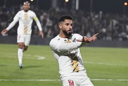 صالح الشهري بعد تسجيله هدفا للاتحاد في مرمى العروبة بدوري روشن السعودي - 7 نوفمبر 2024 - X/@aawsat_spt