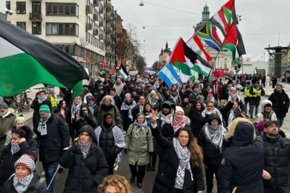 AA-20250301-37210503-37210493-HUNDREDS_RALLY_IN_STOCKHOLM_TO_SHOW_SOLIDARITY_WITH_PALESTINE.jpg-9880c404-1499-442f-b8bd-4f7e138a6cb5.jpg